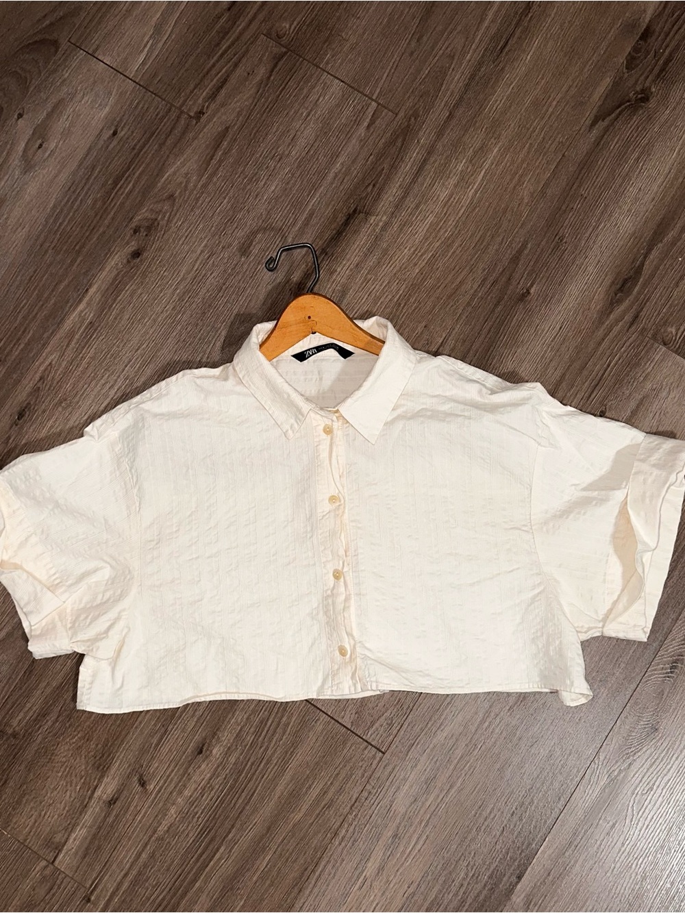 Cream Cropped Boxy Button-Down Trending Top